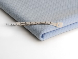 Kötött steppelt kis kockás kék