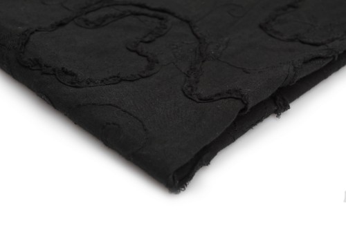 tkanina bawełna haftowana czarna w naszywanego wężyka